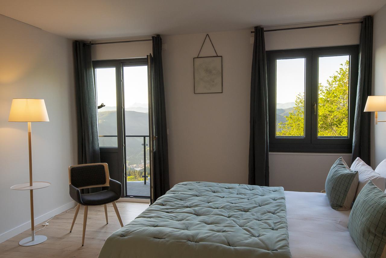 IXUA Hotela Éibar Buitenkant foto